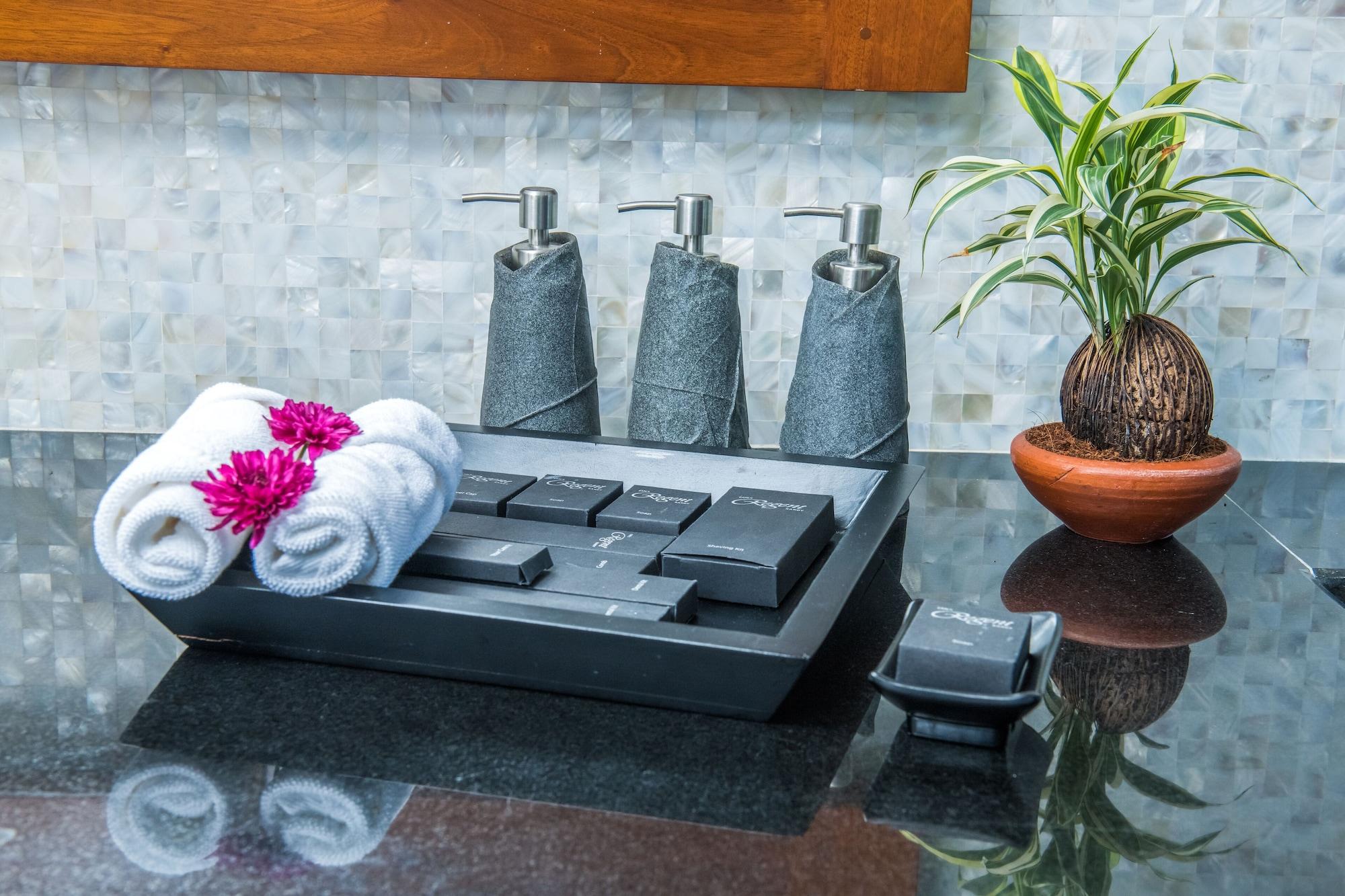 Earl'S Regent Hotel Κάντι Εξωτερικό φωτογραφία