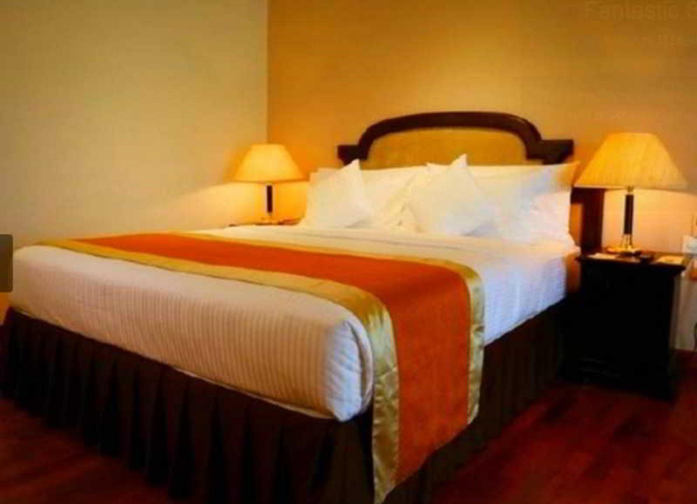 Earl'S Regent Hotel Κάντι Εξωτερικό φωτογραφία