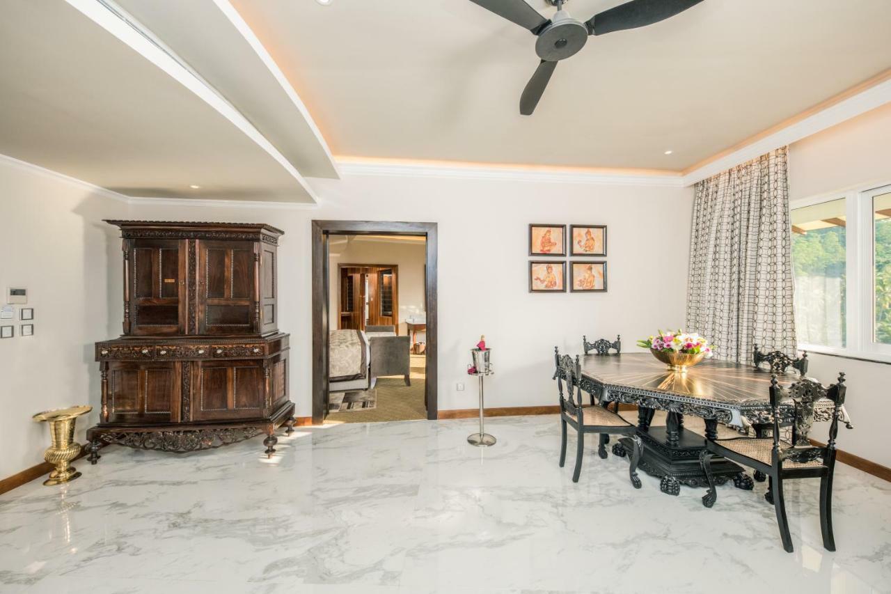 Earl'S Regent Hotel Κάντι Εξωτερικό φωτογραφία